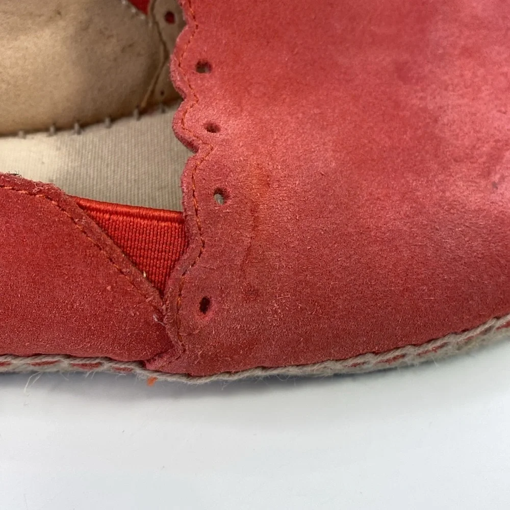 Talbots Izzy‎ Scalloped Suede Chic Red Espadrilles Size 9